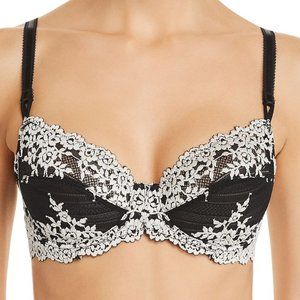 NWT Wacoal Embrace Lace Underwire Bra- black/ ivory